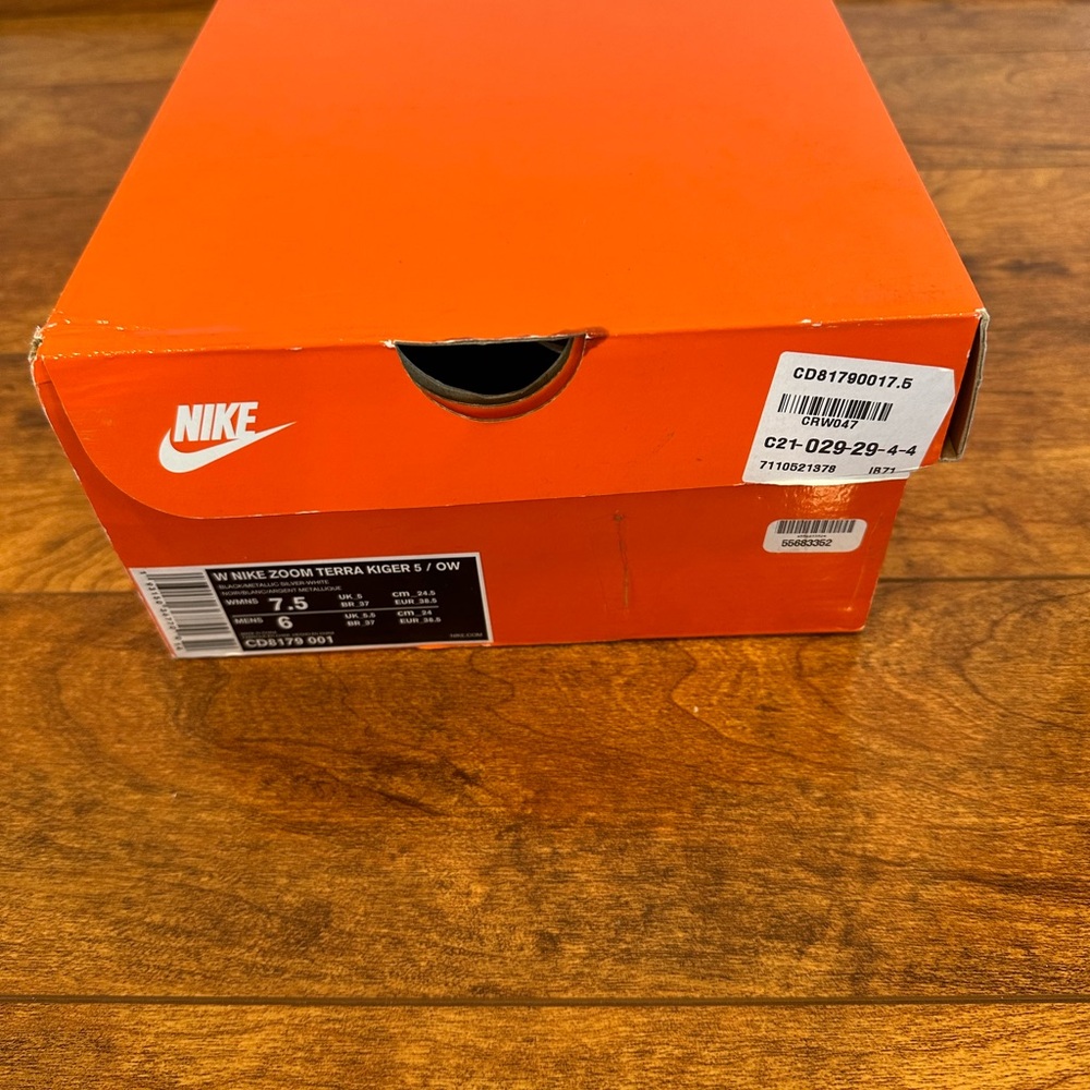 Off- White Nike Zoom Terra Kiger 5